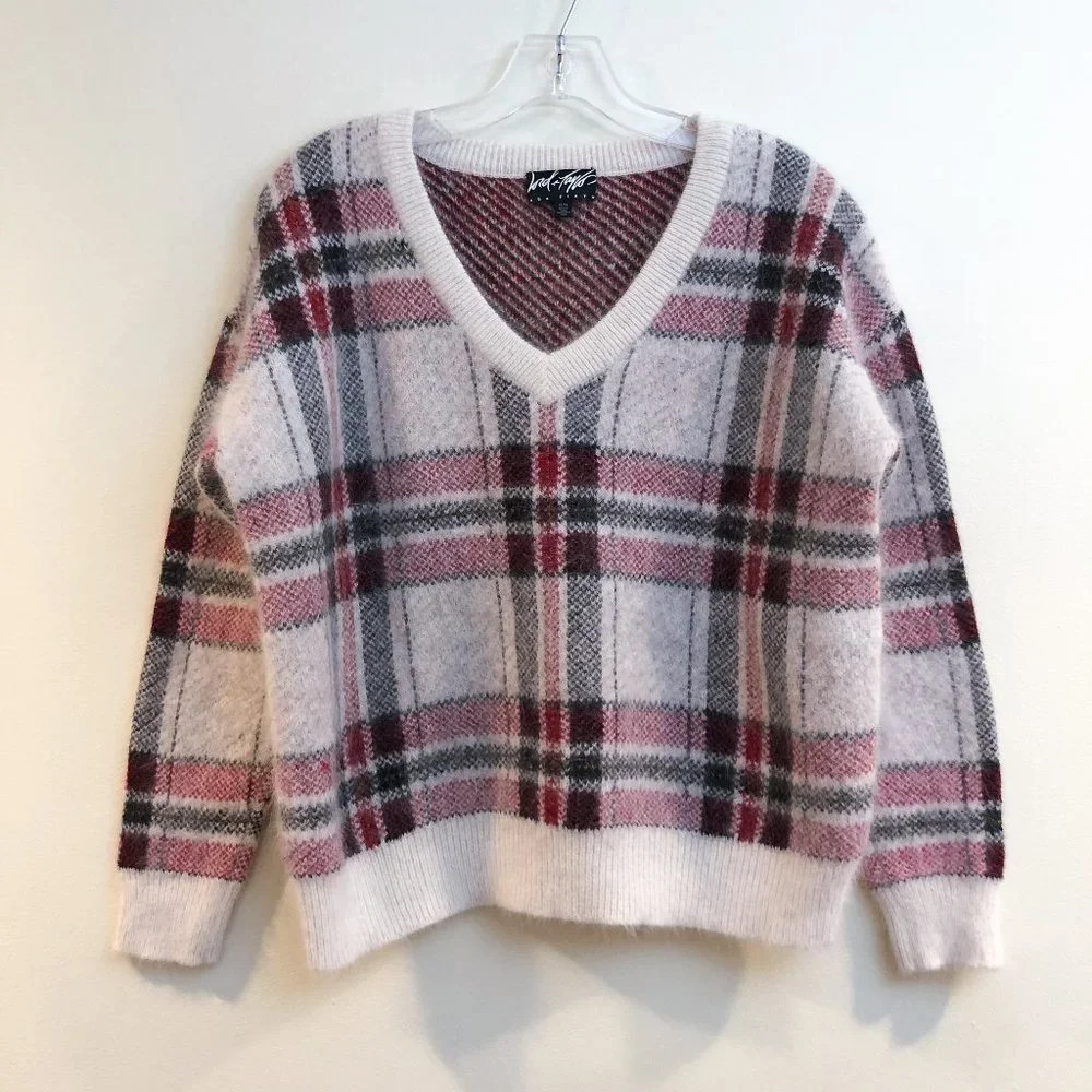 Sold - Picture 3 of 8